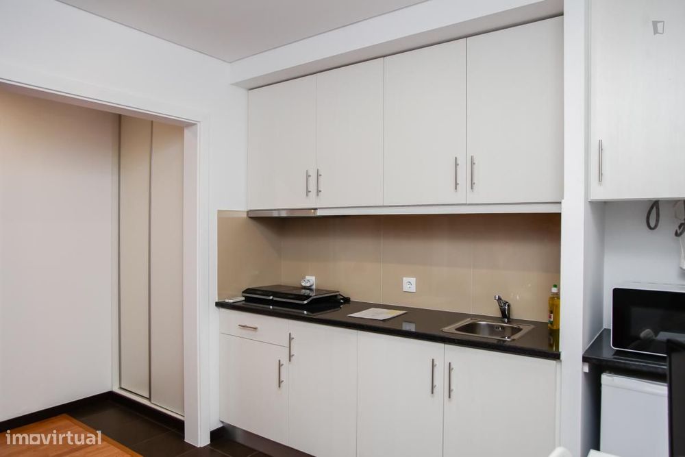 Apartamento com 1 quartos - localizado em  Coimbra