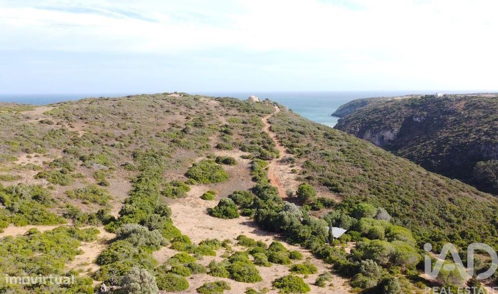 Terreno em Budens de 4320,00 m2
