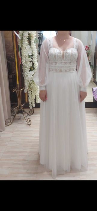 Suknia ślubna Kaledonia " Rosanne"