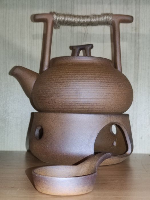 Чайник и печь для китайской чайной церемонии
