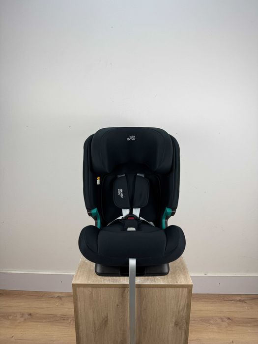Fotelik samochodowy Britax Romer Evolvafix 76-150Cm Space Black 9-36Kg