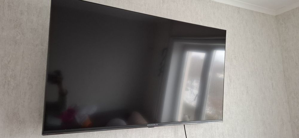 Телевізор Grunhelm 43F500-GA11V