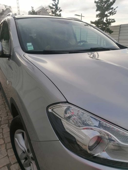 Nissan Qasquai +2