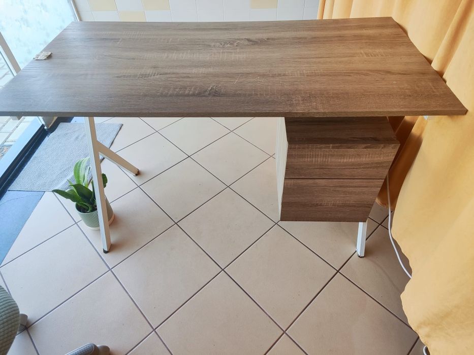 Mesa secretária Kasa 120x60 cm