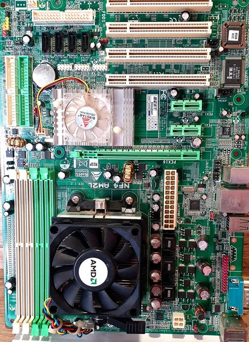 Материнська плата ПК