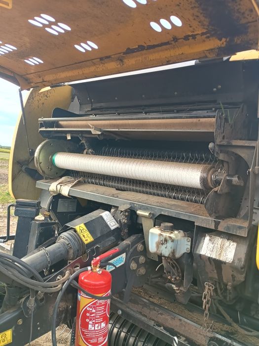 New Holland Roll Belt 150 full opcja noże.  16 tys bel