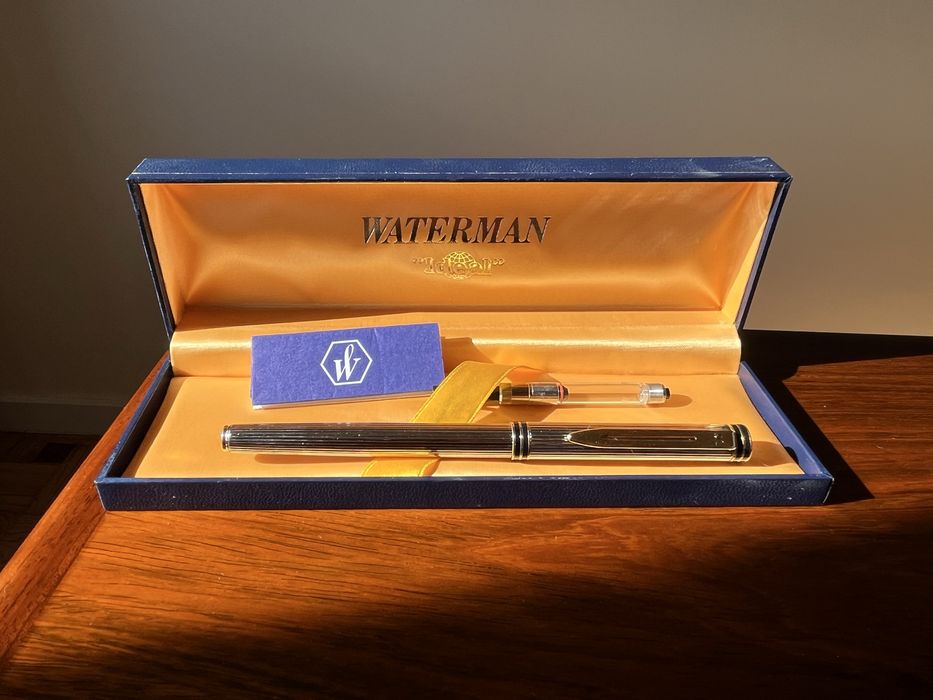 Caneta tinta permanente Waterman Exlusive 74 prata vintage.
