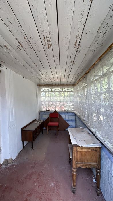 Земля і Частина будинку в центрі Довжка