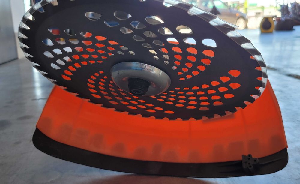 Podkaszarka elektryczna Daewoo DABC 1750E sprawna, powystawowa, outlet