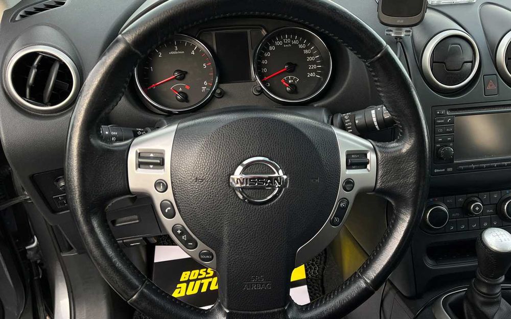 Nissan Qashqai+2 2012