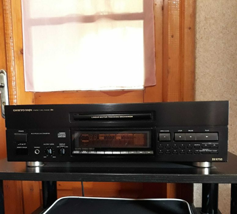 Onkyo Integra DX-6750