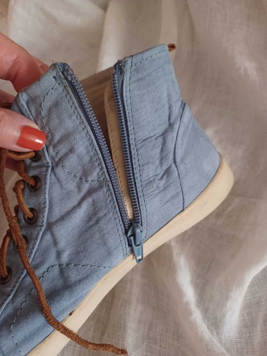 Buty Sneakersy/Trampki a'la Jeans z zamkiem marki Y.K.K. rozmiar 41.