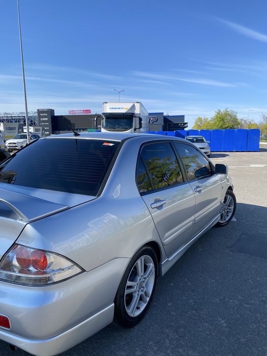Mitsubishi lanser 9 sport