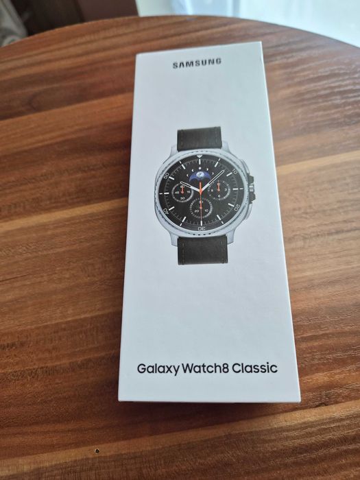 Samsung Galaxy Watch 8 CLASSIC LTE 46 mm (Czarny)