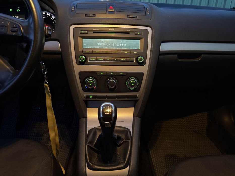 Продам Skoda Octavia 1.8