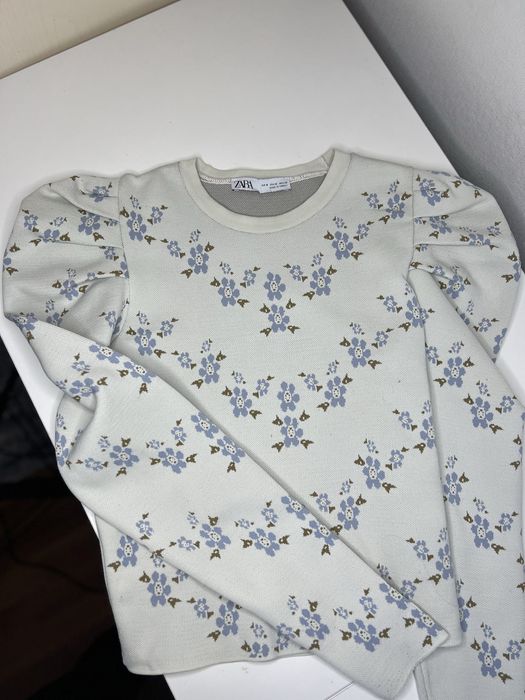 Блузка Zara з пишними рукавами ліхтариками
