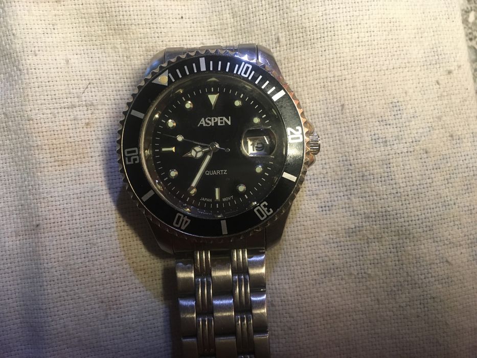 Часы наручные Aspen .