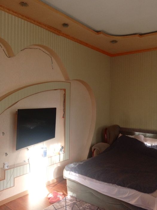 Продам будинок в  центрі міста Верходніпровськ