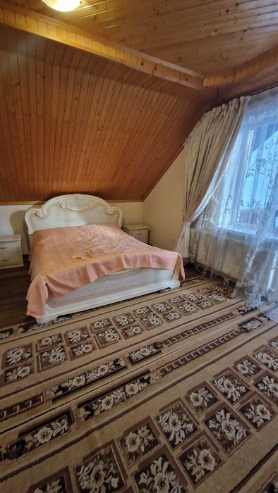 Подобова оренда квартири м. Чортків