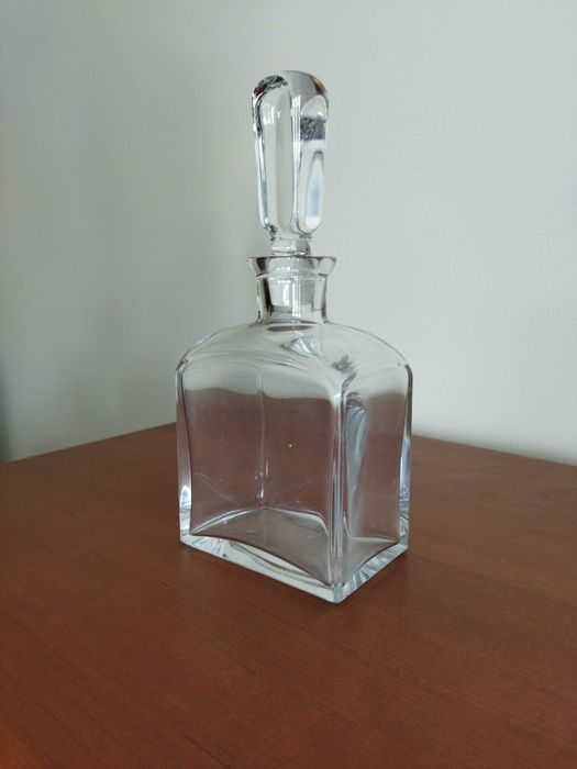Crystal Liquor Bottle64740040450561121