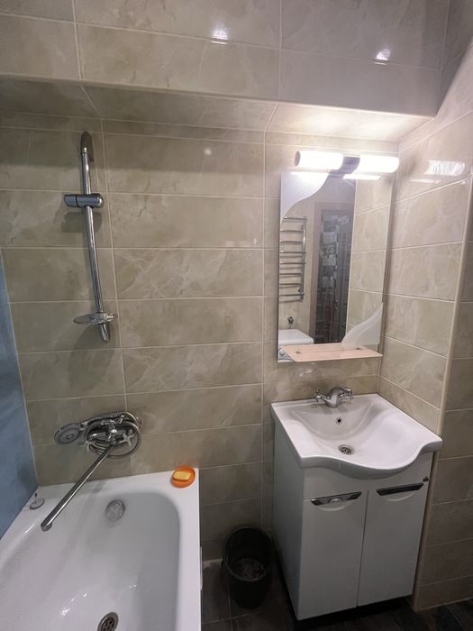 Продам 2к сталинку пр. И. Мазепы возле 5 школы