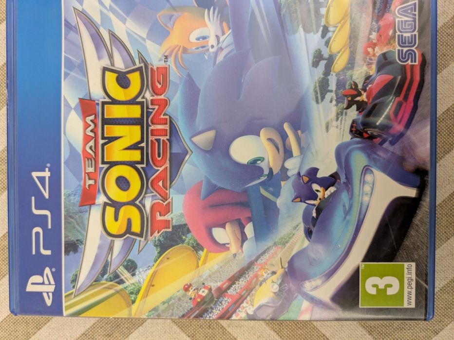 Jogo PS4 Team Sonic Racing (Edição Portuguesa)