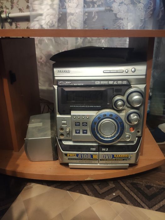 Музичний центр samsung