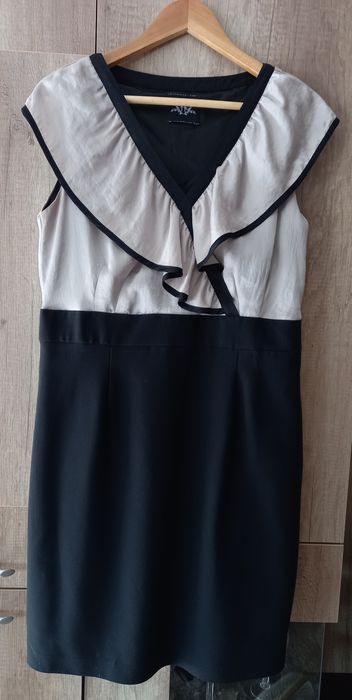 Elegancka suknia mała czarna M/L