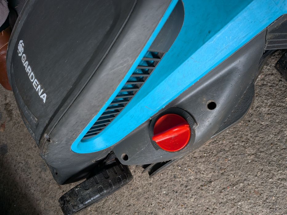 Corta Relva Gardena 30L