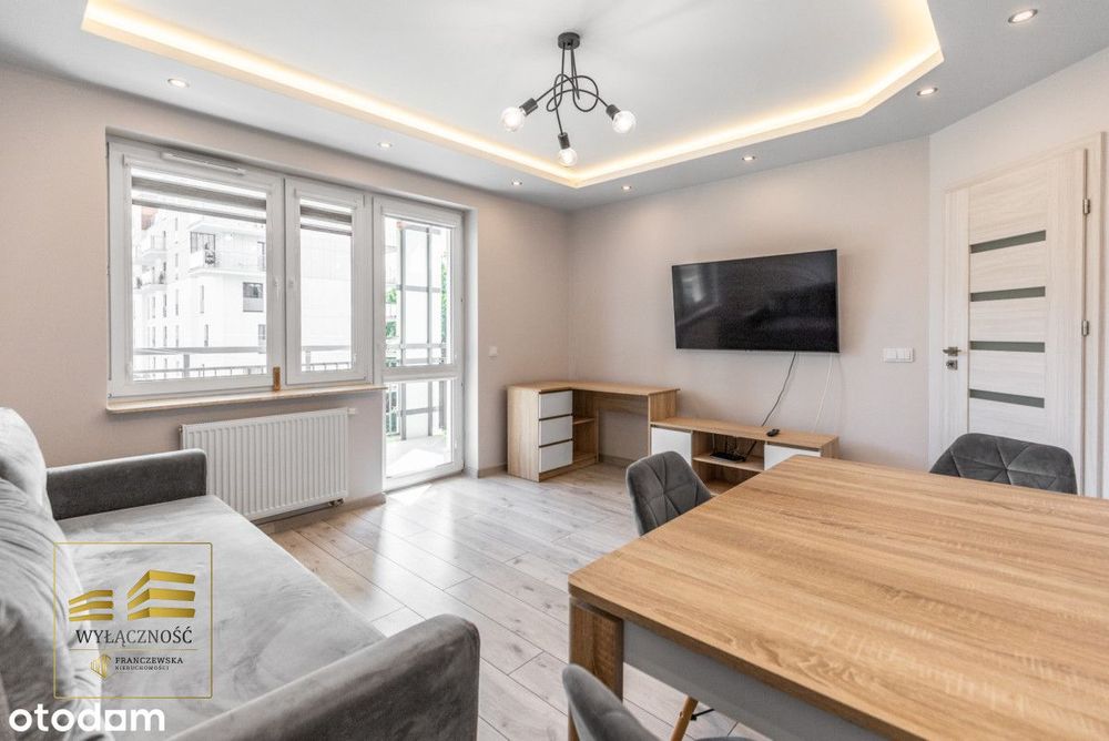 2 pokoje, balkon Węglinek Kryształowa