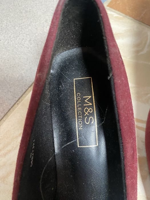 Buty M&S bordowe  38