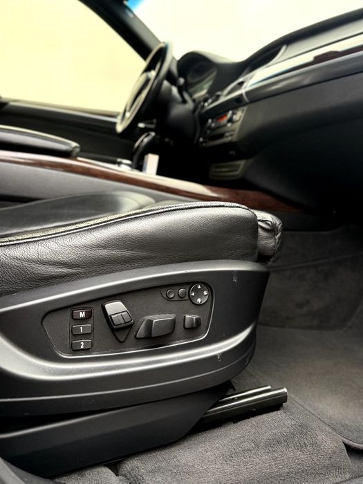 Продам BMW X5 e70