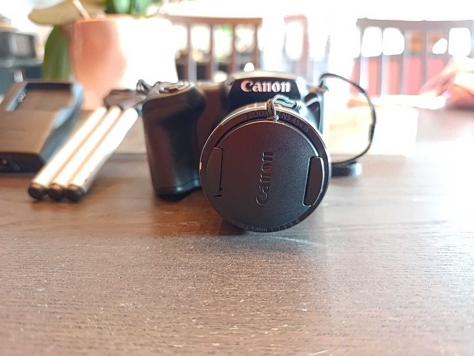 Canon PowerShot SX430 IS Wi-Fi + Bolsa + Tripé + Carregador