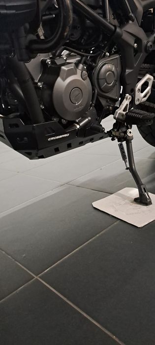 Excelente moto ,TRK 502x como nova.