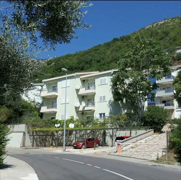 Продам квартиру в Чорногорії