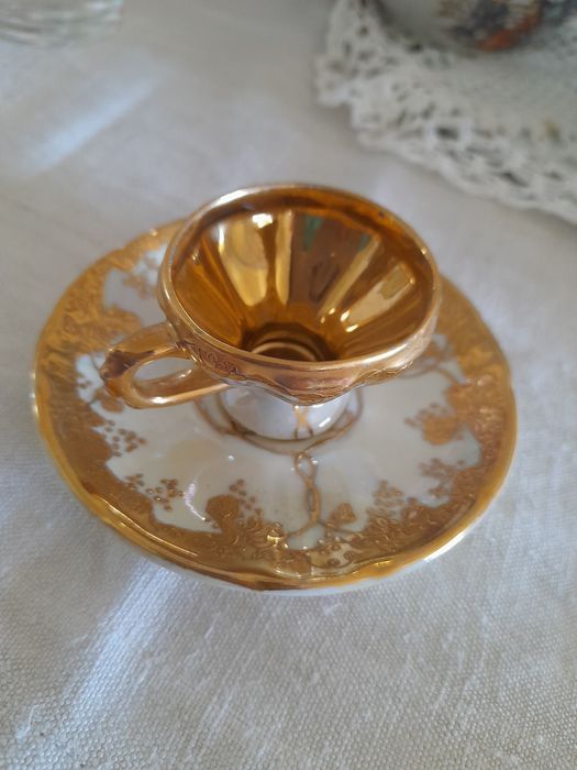 Mini chavena dourada