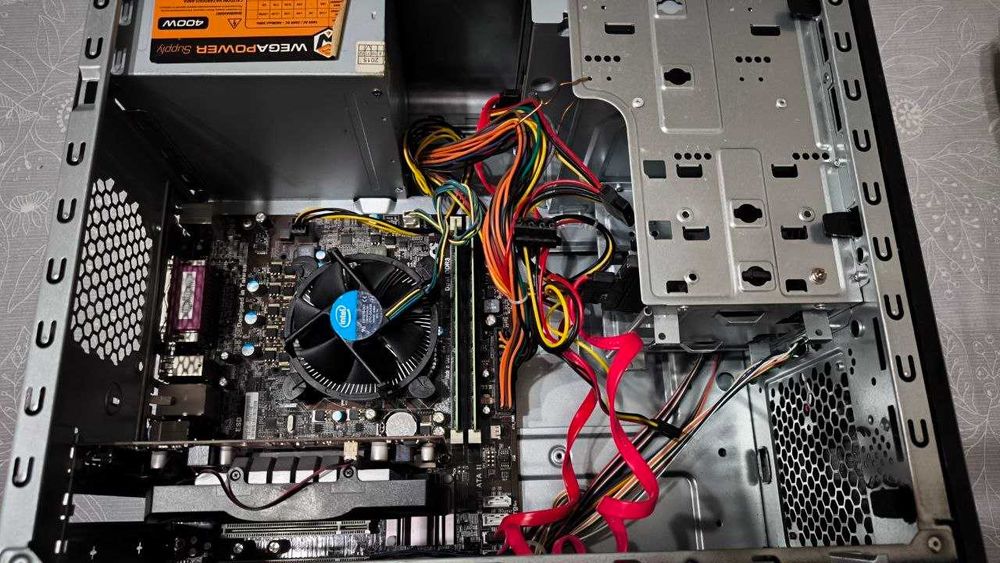 Комп'ютер дешевий Core i5-2320 + AMD Radeon HD 6670 1 Gb