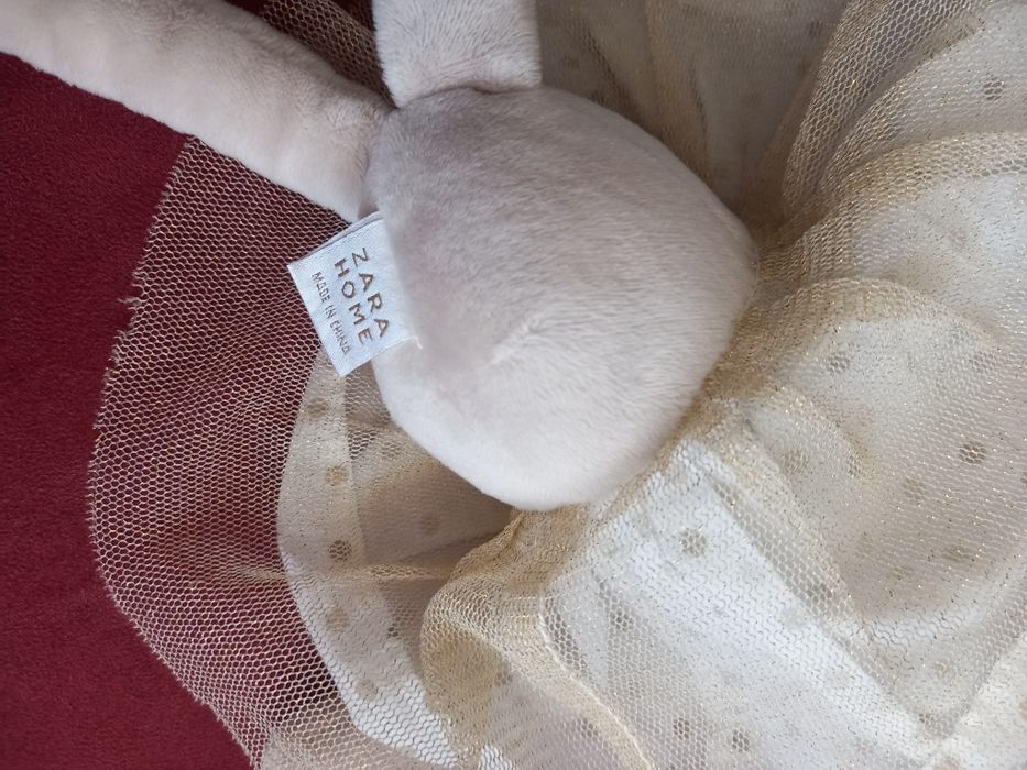 Peluches  Zara Home e Outros ( já vendi 3 )