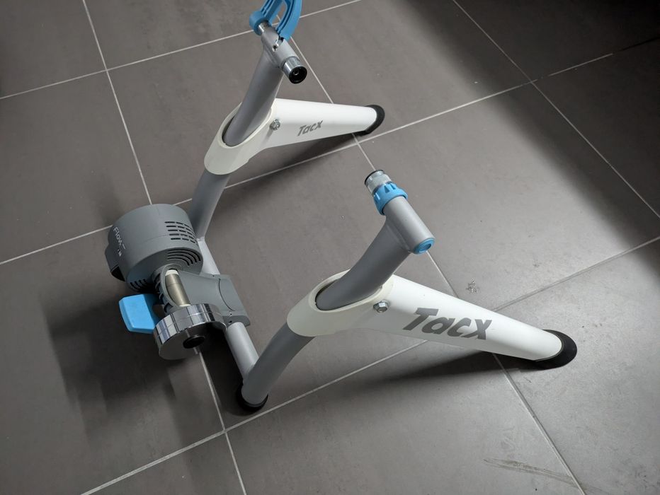 Tacx Flow Smart Trainer