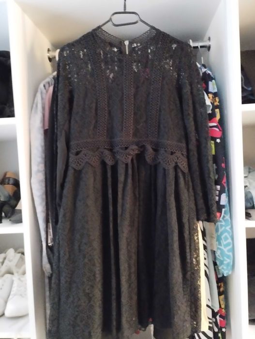 Czarne Sukienka Koronkowa