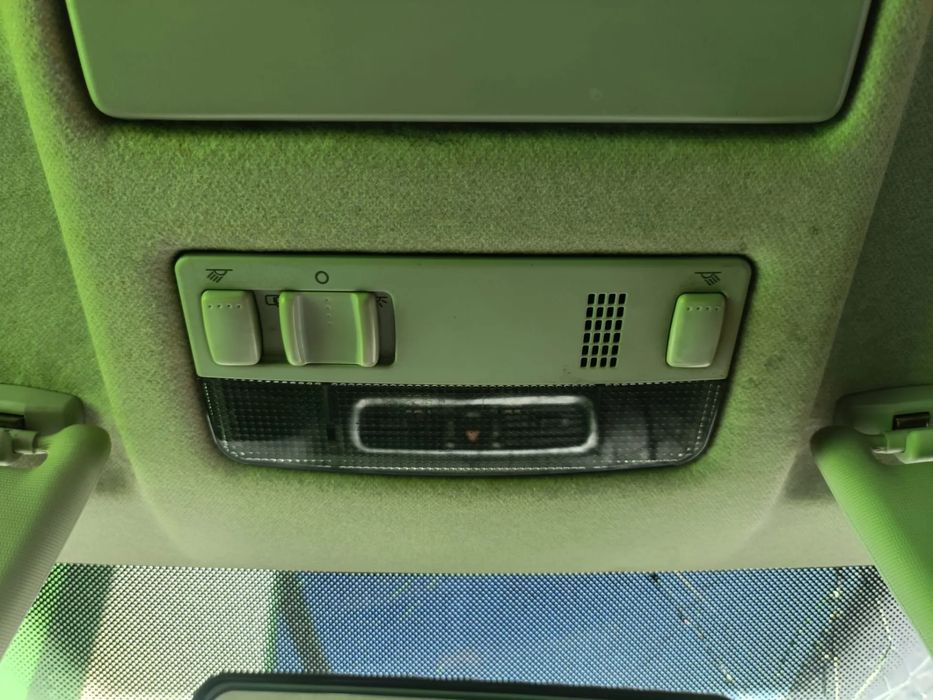 Plafonier frente SKODA Fabia II Break (545, 5J)