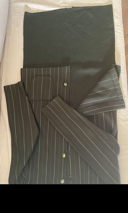 Saia ou casaco ou fato, 38, verde azeitona