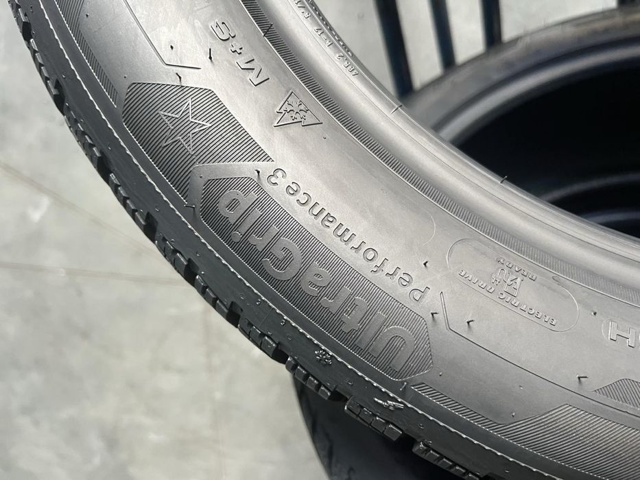 245/50/19 R19 Goodyear Ultra Grip Perfomance 3 4шт зима