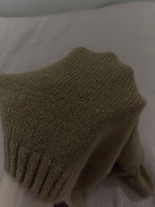Welniany sweter brazowy