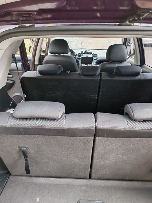 Продам  KIA Carens