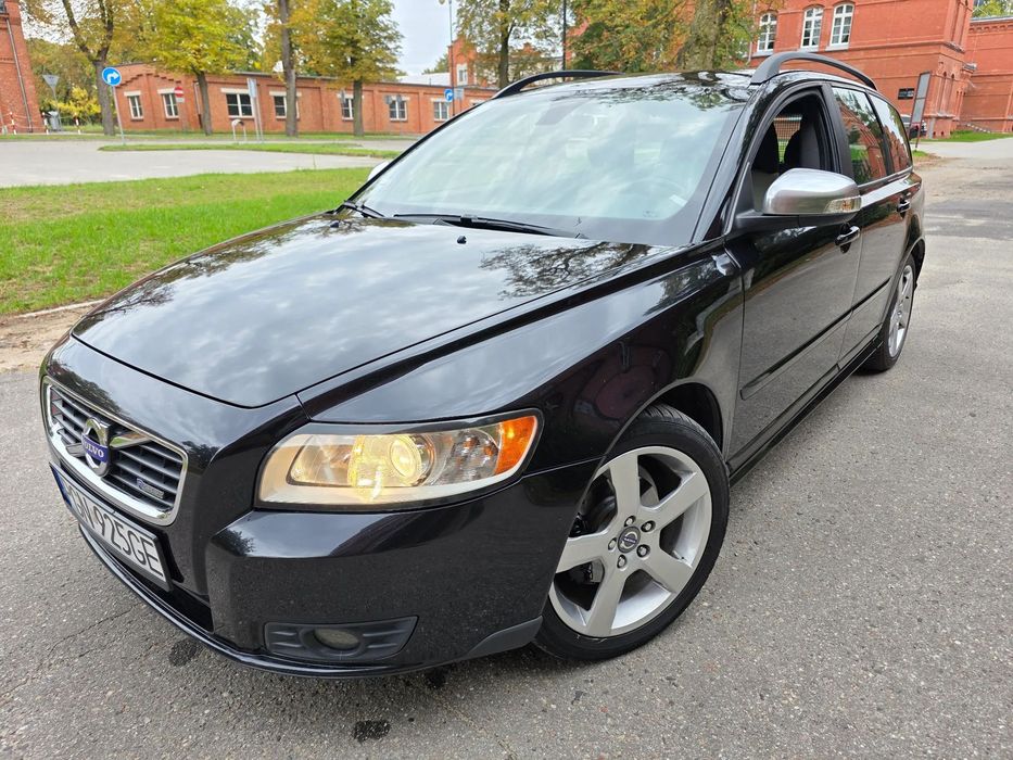 Volvo V50