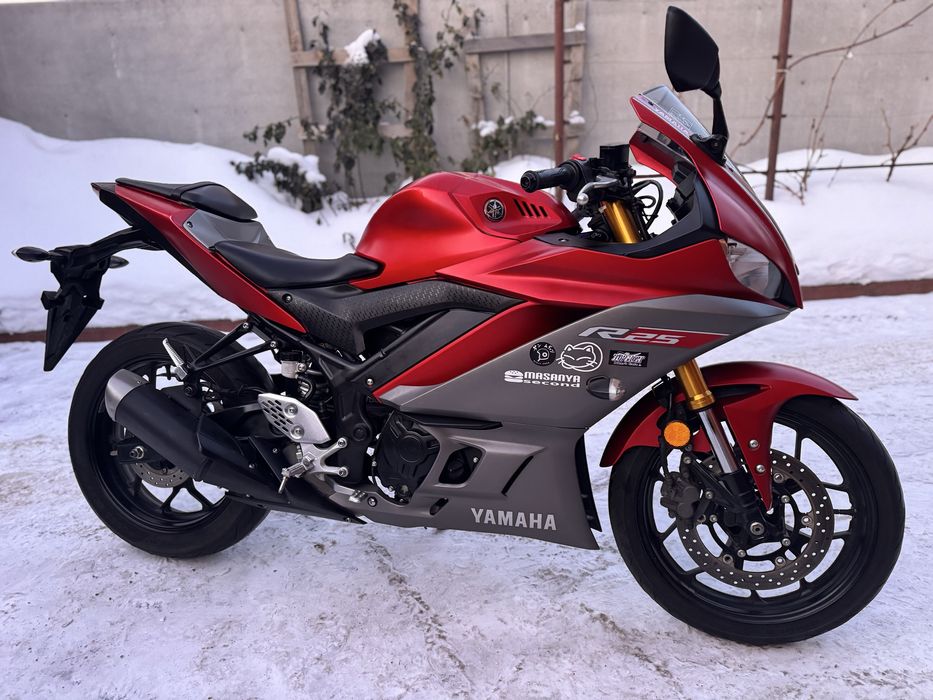 Мотоцикл Ямаха Yamaha YZF-R25 2019 рік