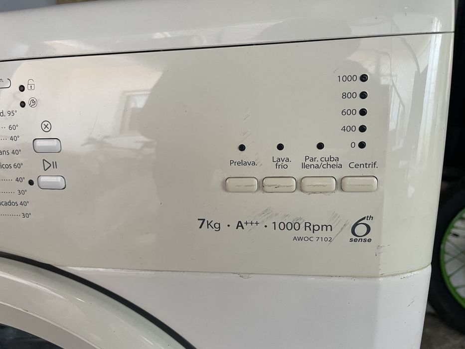 Maquina de lavar roupa