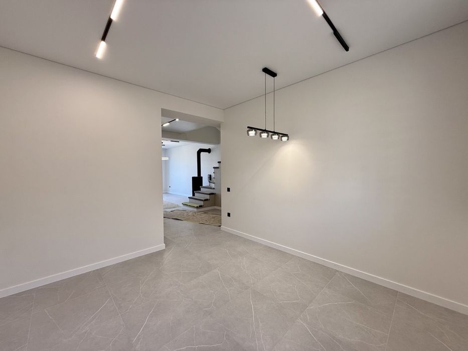 Продаю таунхаус з ремонтом !