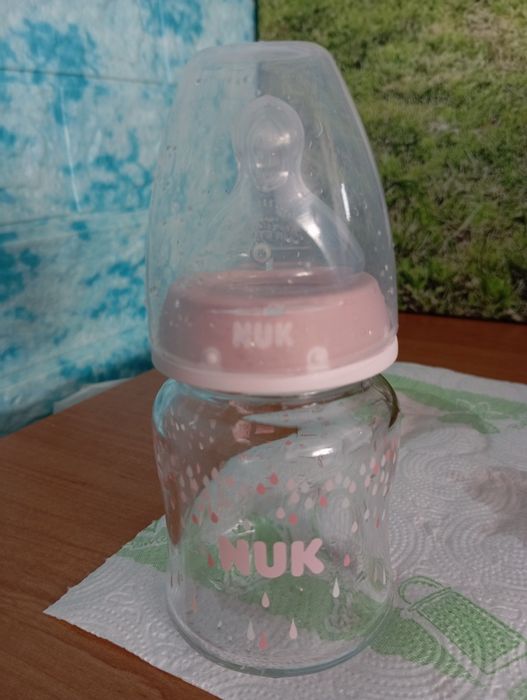 Дитяча скляна бутилочка NUK 30 г
